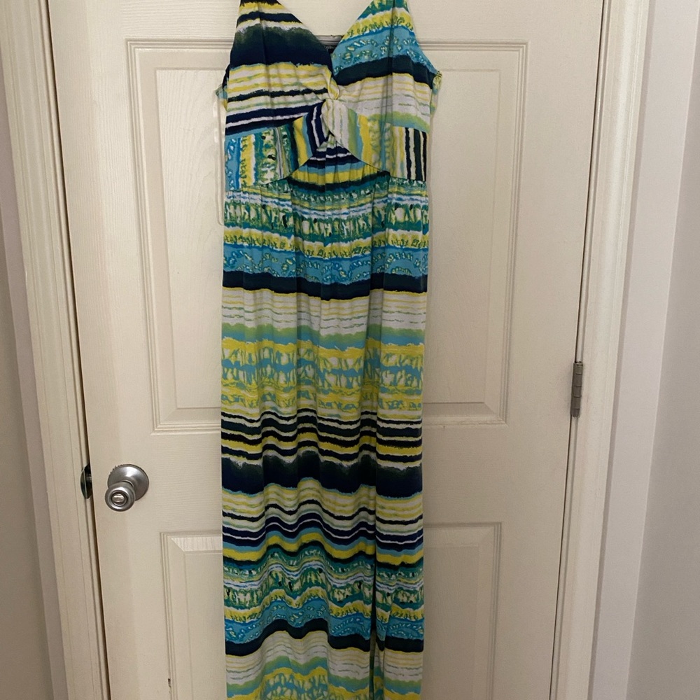Ankle lengthy summer dress.
